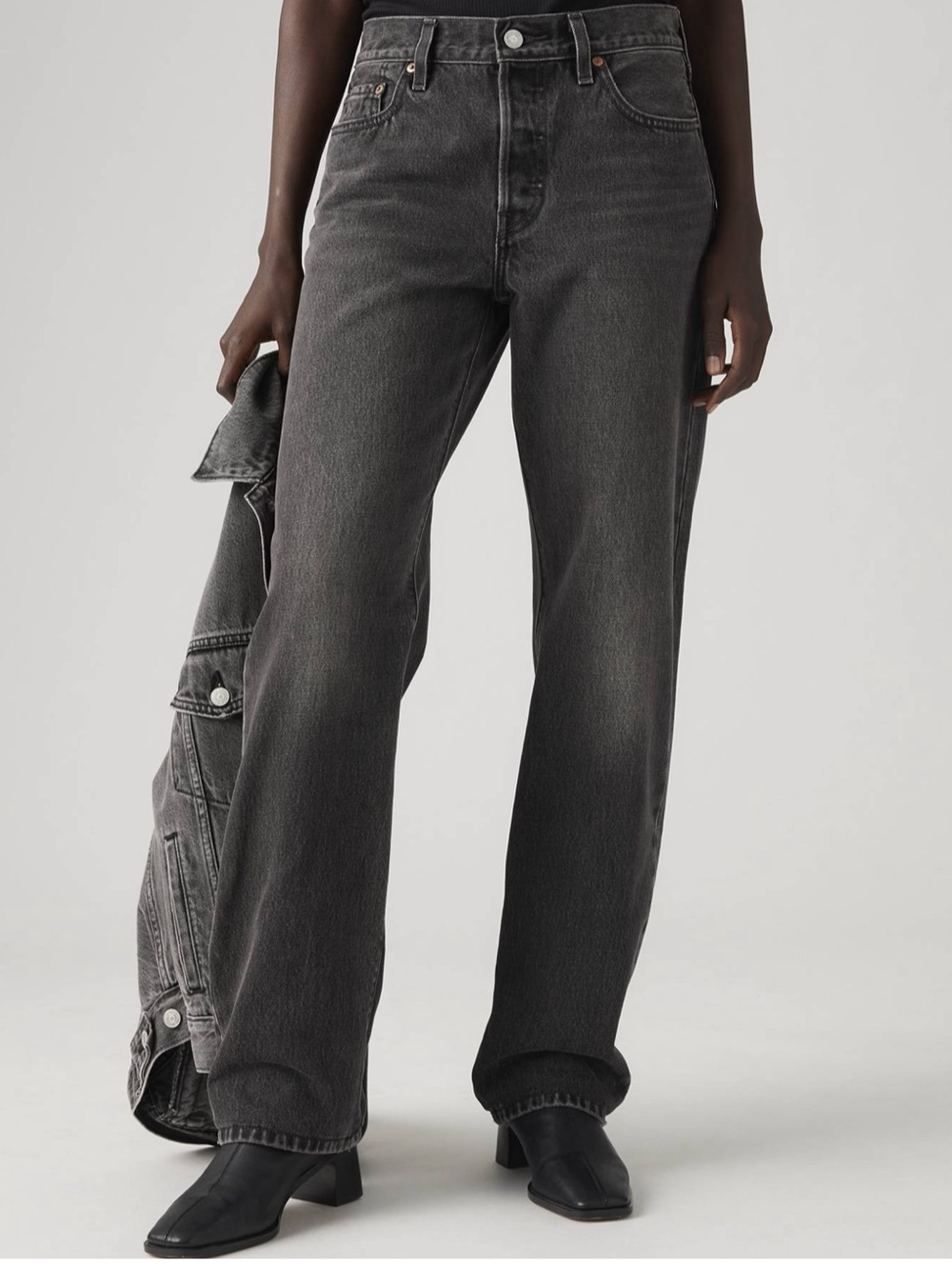 Levi's 501 90's Straight-Leg Jeans in Take a Hint 29x32